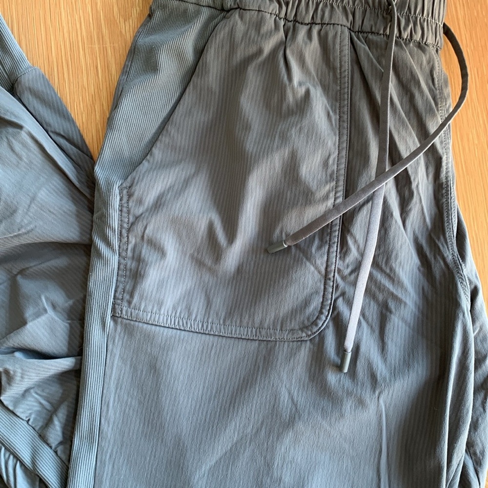 Lululemon Joggers- Olive Green